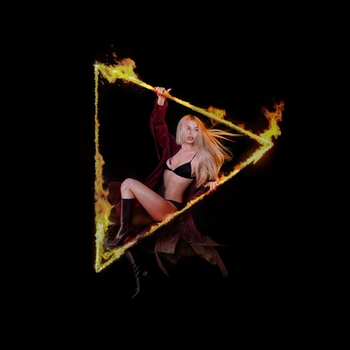 Обложка «Don't Click Play» — Ava Max