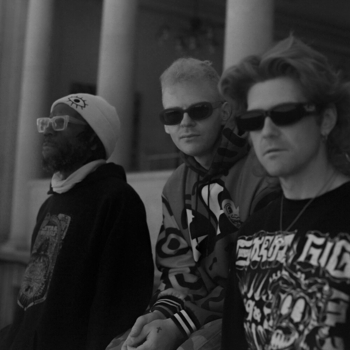 Перейти к альбому «Hip Hop Instrumentals» «Hip Hop Instrumentals» — альбом Too Many Zooz