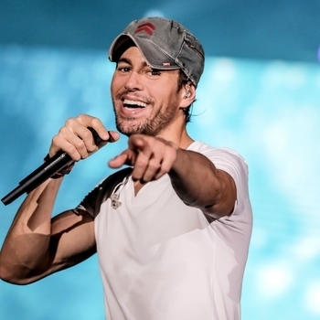 Обложка «Rhythm Divine (Милицейская волна 2020)» — Enrique Iglesias