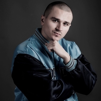 T1One — Достойна большего