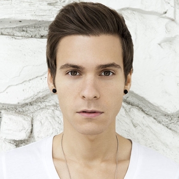 Обложка «Kisses Back» — Matthew Koma