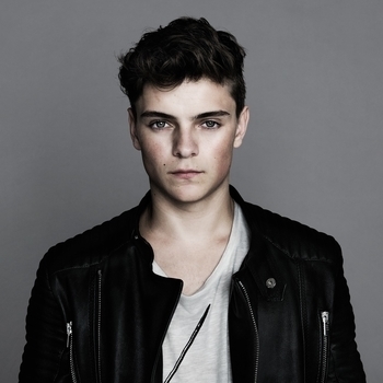 Обложка «Animals» — Martin Garrix