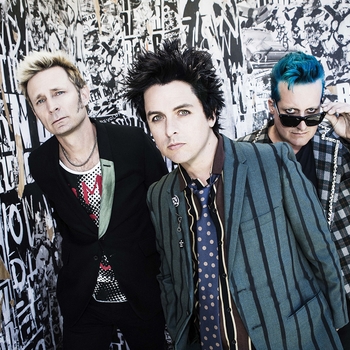 Слушать «Wake Me Up When September Ends» — Green Day Обложка «Wake Me Up When September Ends» — Green Day