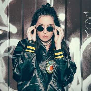 Обложка «White Flag (Модерн рок)» — Bishop Briggs
