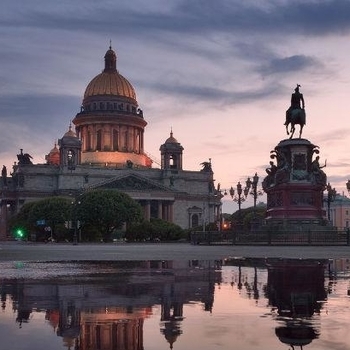Оформление подборки «День города Санкт-Петербурга»