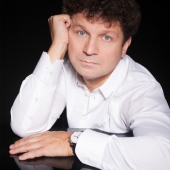 Слушать «Маргарита (Музыка Юрия Чернавского) (1986)» — Сергей Минаев Обложка «Маргарита (Музыка Юрия Чернавского) (1986)» — Сергей Минаев
