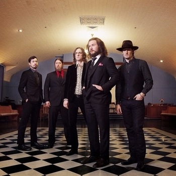 Обложка «Magic Bullet (ОСТ из сериала "Мотель Бейтсов" / "Bates Motel") (Пятый сезон)» — My Morning Jacket