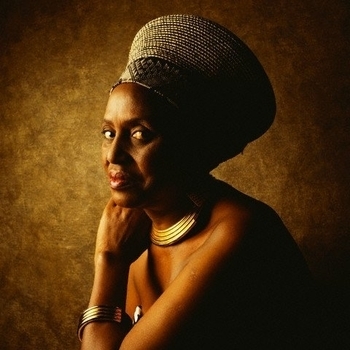Обложка «Pata Pata» — Miriam Makeba