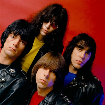 Обложка «Garden Of Serenity» — Ramones