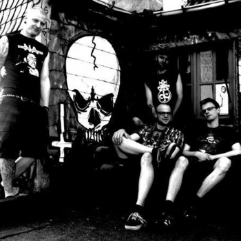 Hyena — Naked in the Rain (Alternative Mix)