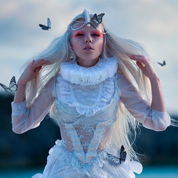 Обложка «Locked Out of Heaven (Cover)» — Kerli