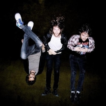 Слушать «Vital Signs» — Tame Impala Обложка «Vital Signs» — Tame Impala