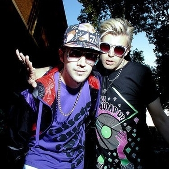 Слушать «Mr Overtime (Club Version)» — Punks Jump Up feat. Dave 1 Обложка «Mr Overtime (Club Version)» — Punks Jump Up feat. Dave 1