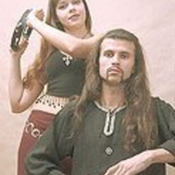 Слушать «Маленькой елочке холодно зимой» — Ветер Воды, Улица Радио, МТК Обложка «Маленькой елочке холодно зимой» — Ветер Воды, Улица Радио, МТК