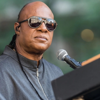 Обложка «Sunny (ОСТ из фильма "Бабушка лёгкого поведения")» — Stevie Wonder