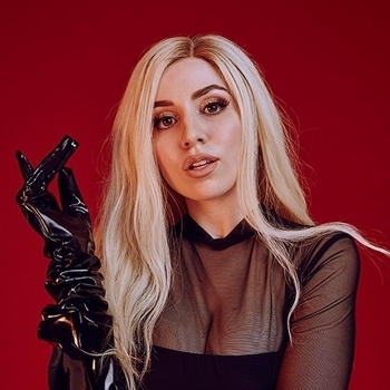 Слушать «My Head and My Heart (2020)» — Ava Max Обложка «My Head and My Heart (2020)» — Ava Max