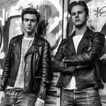 Обложка «Paradise (Extended) (Single 2018)» — Ofenbach feat Benjamin Ingrosso