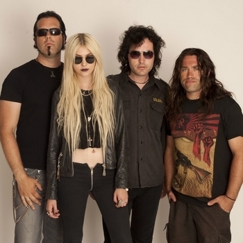Обложка «Kill Me» — The Pretty Reckless