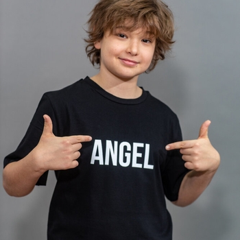 Слушать «На тебя запал (Single 2022)» — Angel Обложка «На тебя запал (Single 2022)» — Angel