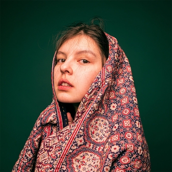 Обложка «Между строк» — Markina, Варя Чиркина