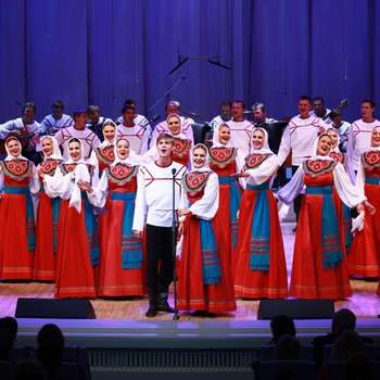 Обложка «Коробейники (OST из "Ну, погоди!") (Выпуск 17)» — Хор имени Пятницкого