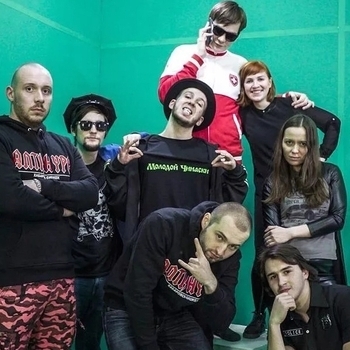 Ежемесячные — Три капитана