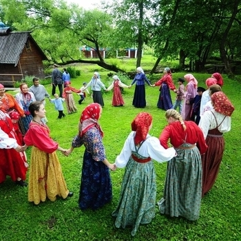 Оформление подборки «Хороводные русские народные песни»